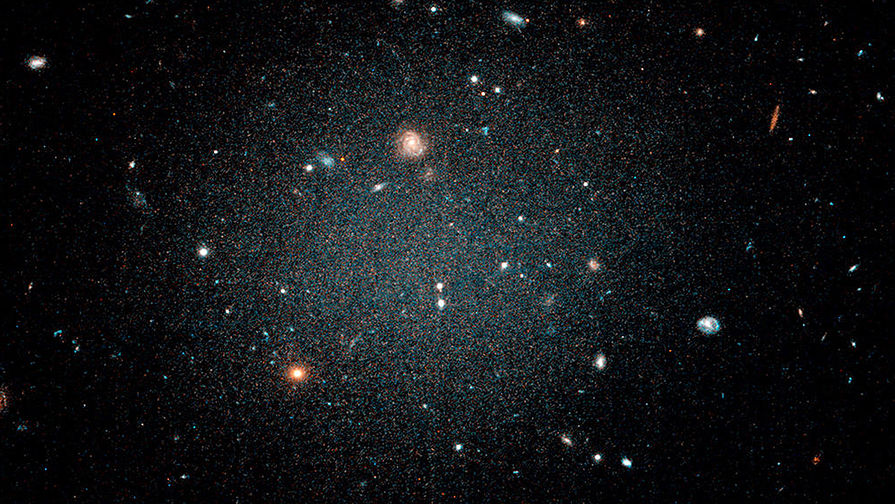 Hubble снял взаимодействие двух галактик