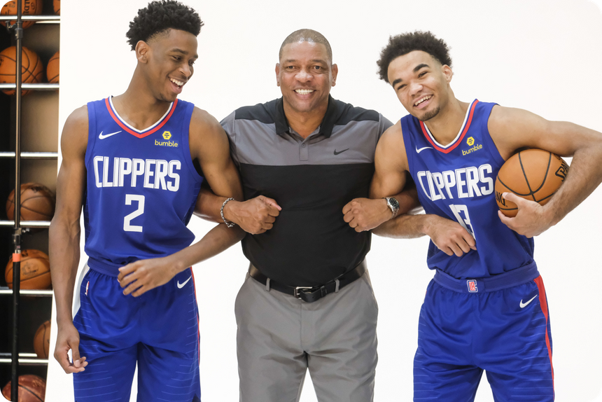 Док Риверс с игроками «Клипперс»